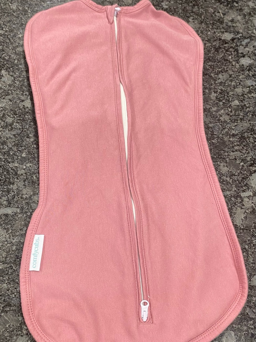 Comfy cubs Rose Pink Baby Swaddle sleep Sack 0-3m baby 7-14 lbs